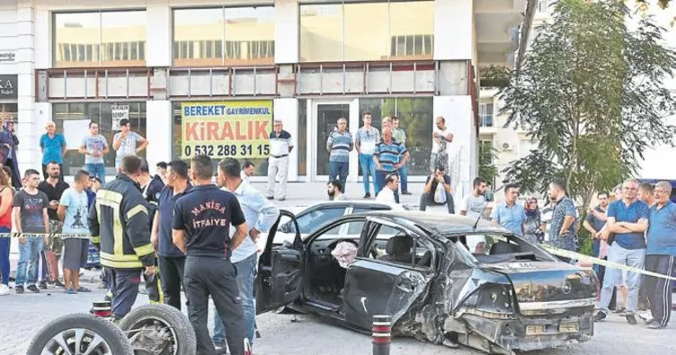 Kaza anne ile kızı ayırdı