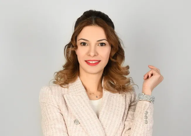 saglikli-yasam-egitmeni-seda-bostanci-degerlendirdi-wellness-uygulamalari-gelecegimize-de-yon-veriyor-1741331604132.jpeg