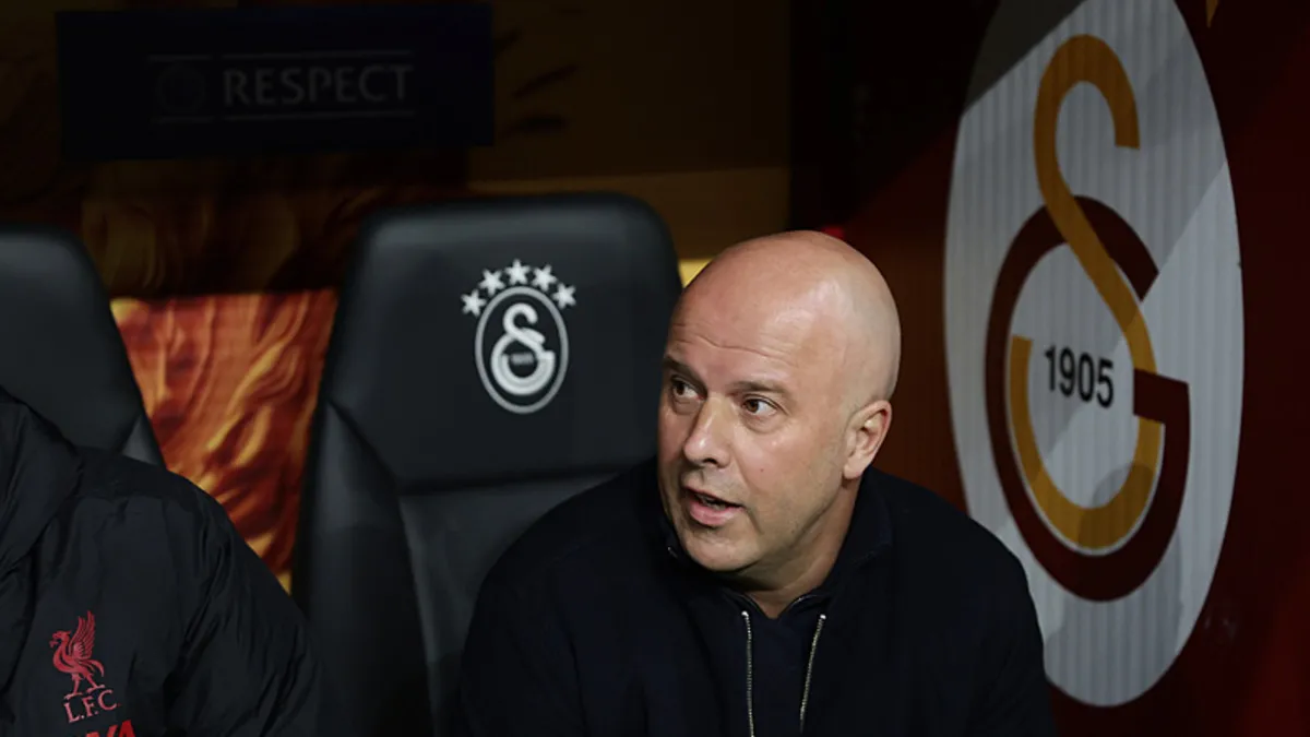 Arne Slot: Bu mağlubiyetin sorumlusuyum! Arne Slot: Bu mağlubiyetin sorumlusuyum!