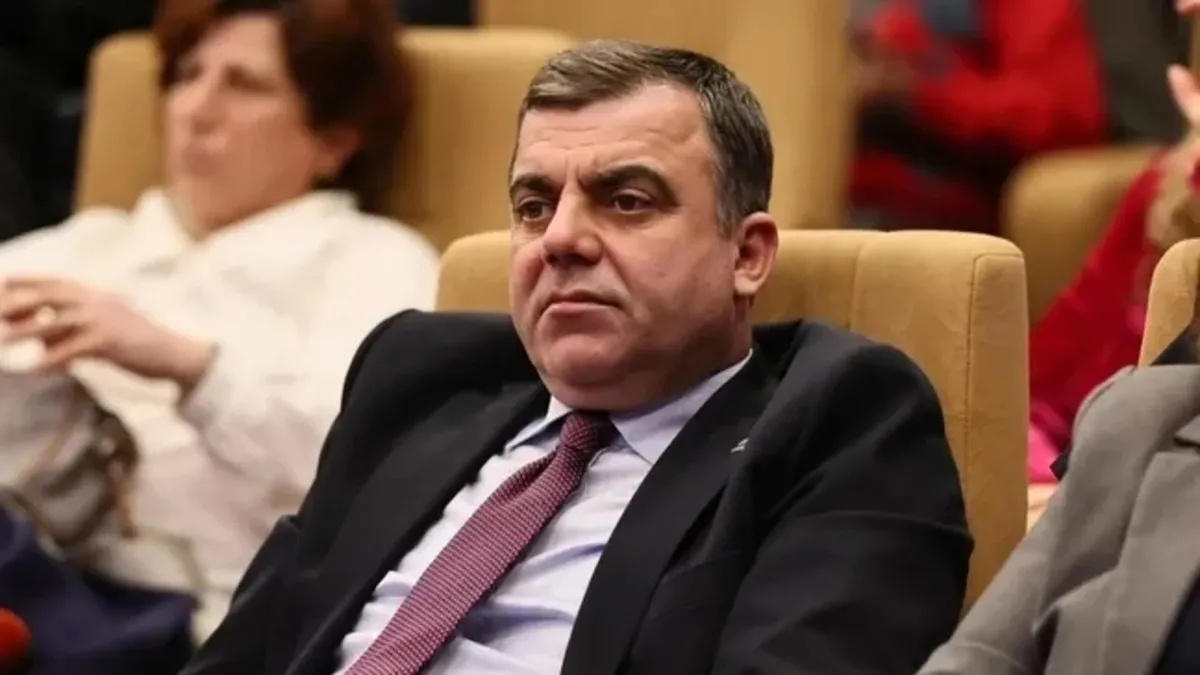 CHP’li Silivri İlçe Başkanı Doruk Bulut adliyeye sevk edildi CHP’li Silivri İlçe Başkanı Doruk Bulut adliyeye sevk edildi