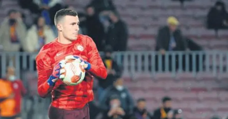 Pena takımla idmanda