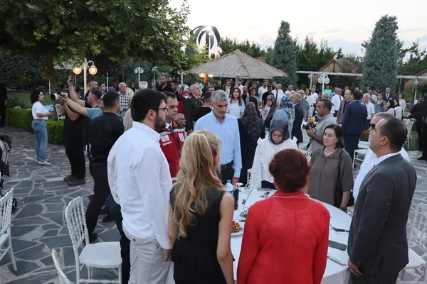 igdirda-15-temmuz-sehit-yakinlari-ve-gaziler-onuruna-yemek-programi-duzenlendi-1783969359011.jpg