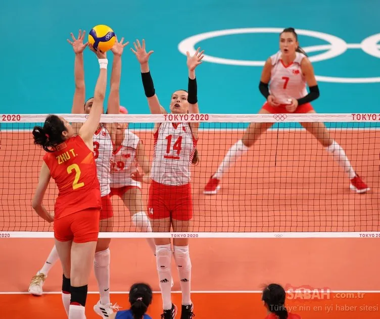 Türkiye Kadın Millî Voleybol Takımı 2020 Yaz Olimpiyatları maçında tarih yazdı! Filenin Sultanları Tokyo’da Çin’e karşı kayıpsız kazandı