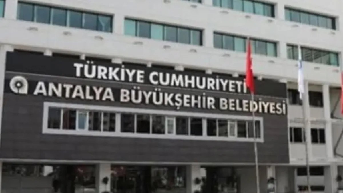 Antalya Büyükşehir'de rüşvet operasyonunda 6'ıncı dalga: 10 kişi serbest bırakıldı