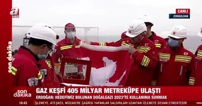 Cumhurbaşkanı Erdoğan’a Fatih Sondaj Gemisi’nde sürpriz ’Sancak’ hediyesi | Video