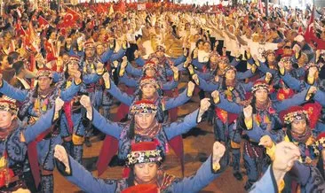 101’inci yılda 101 topuklu efeden zeybek #antalya