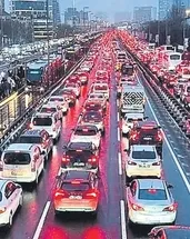 İBB’nin yol çalışması trafiği kilitledi