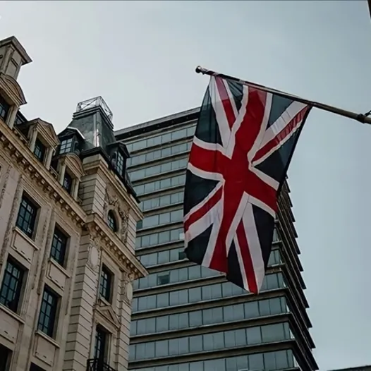 İngiltere’de konut fiyatları geriledi