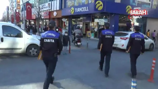 İstanbul Zeytinburnu’nda zabıta ekibini şaşırtan indirim izdihamı kamerada | Video