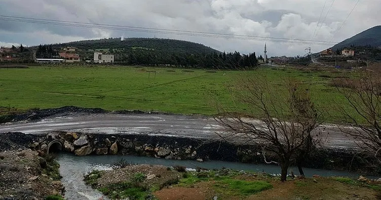 Tarladan fışkıran su petrol zannedildi