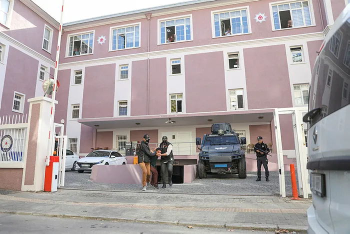 son-dakika-bursadaki-bombali-eylemin-failini-chp-uyeleri-saklamis-operasyonun-detaylari-ortaya-cikti-1666856196732.jpg