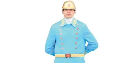 Nöbet tutan polislere yeni kıyafet