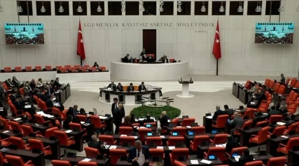karaman-sehit-ailesi-her-daim-bu-milletin-emanetidir-basimizin-tacidir-1701258156789.jpg