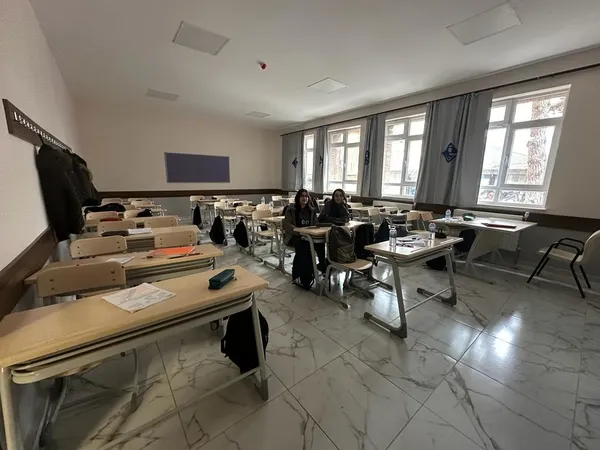 tokatin-tarihi-gazi-osman-pasa-lisesi-2-yil-sonra-tekrar-acildi-1707140778163.jpg