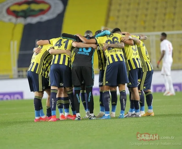 Fenerbahçe en son ne zaman şampiyon oldu? FB Fenerbahçe'nin son şampiyonluğu ne zaman, hangi yıl Fenerbahçe en son ne zaman şampiyon oldu? FB Fenerbahçe'nin son şampiyonluğu ne zaman, hangi yıl