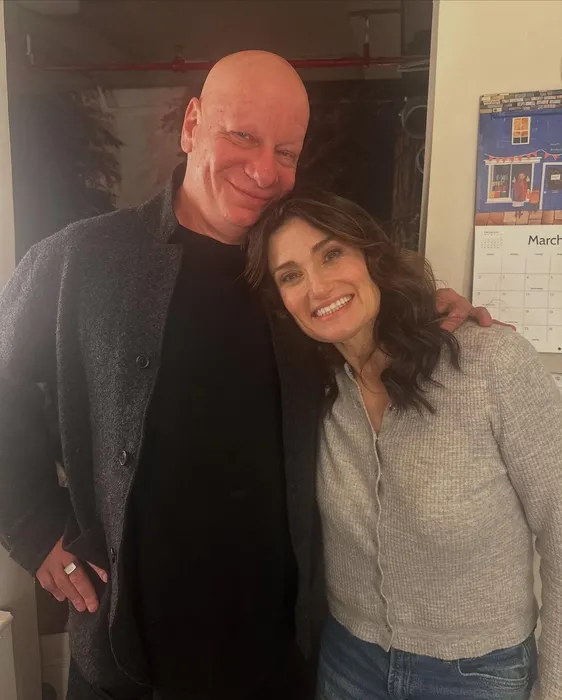 Bir dondurma yüzünden acillik oldu! Ünlü komedyen son halini paylaştı: Sosyal medyayı salladı! İşte o görüntü...