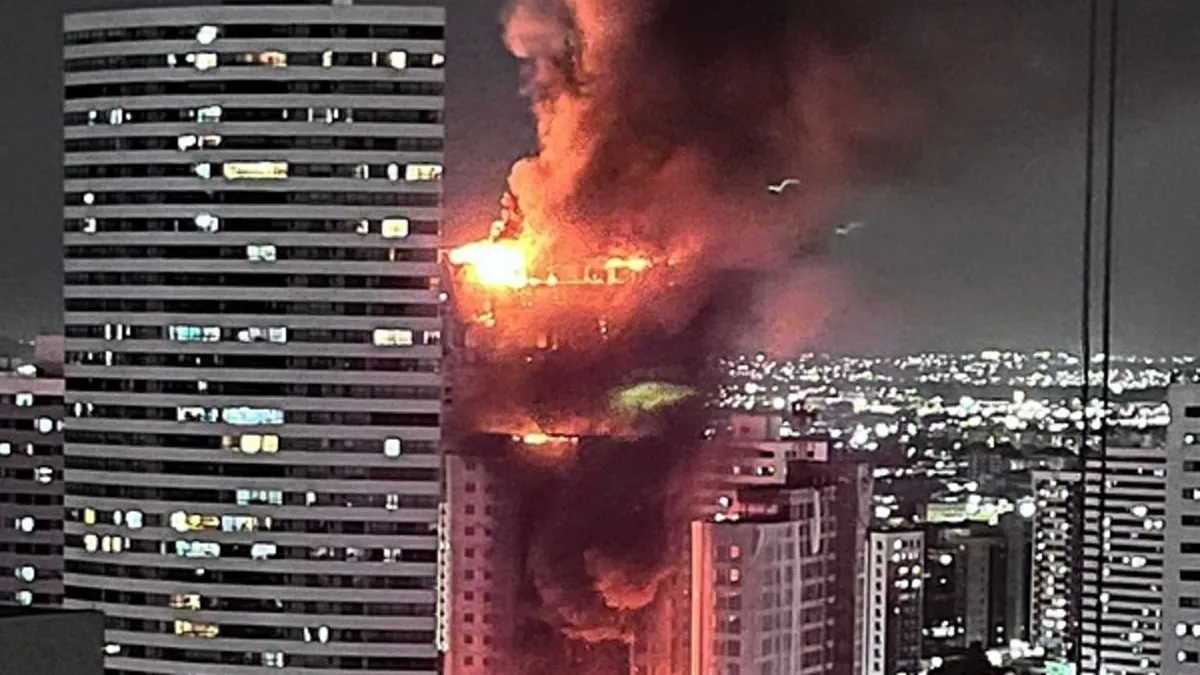 Brezilya da korkunç olay 33 katlı bina alevler içinde kaldı