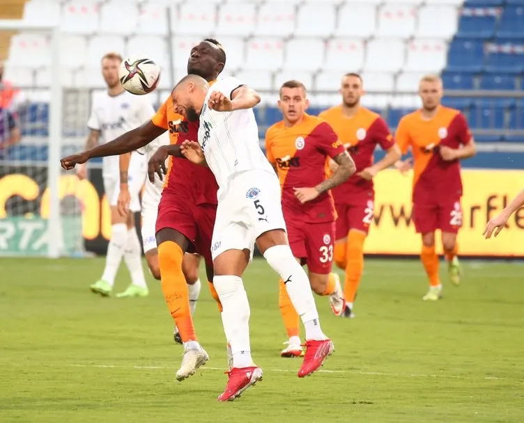 Son dakika: Kasımpaşa maçı sonrası sert sözler: Son derece ezik oynayan Galatasaray! Marcao yaptı ama Kerem masum muydu?..