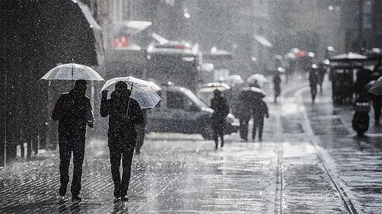 Meteoroloji’den son dakika hava durumu uyarısı! İstanbul için kritik tarih verildi: O güne dikkat; sağanak yağış yurda geri dönüyor