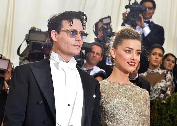 Johnny Depp'in kızı büyüdü