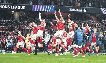 Arsenal’den tarihi zafer