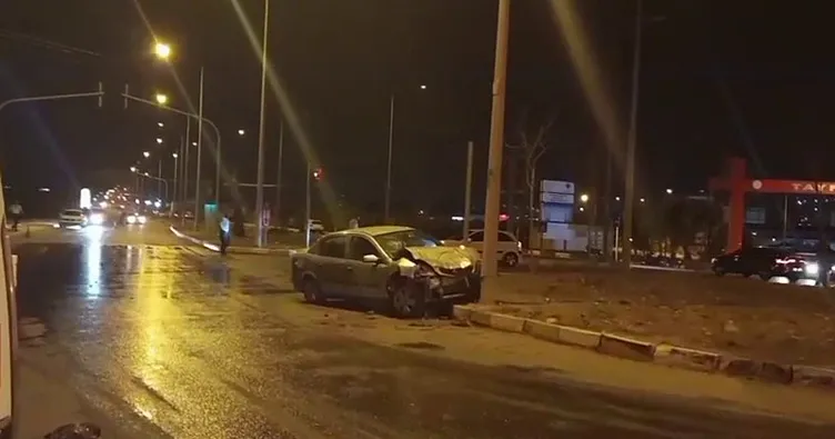 Hatay’da iki otomobil çarpıştı! Yaralılar var