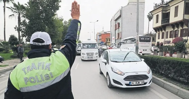 Polisten güvenli trafik uygulaması