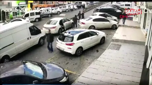 Istanbul Fatih Teki Silahli Yan Bakma Kavgasinin Goruntuleri Ortaya Cikti Video Videosunu Izle Son Dakika Haberleri