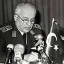 1982 Anayasası için halk oylaması yapıldı