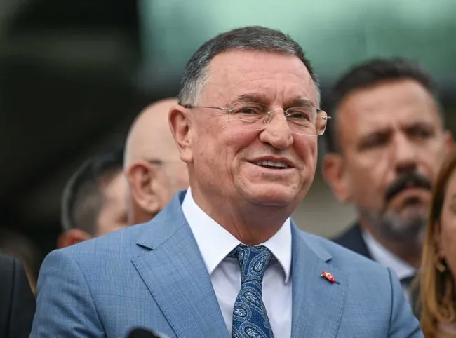 son-dakika-chpnin-39-olagan-kurultayi-surecinde-yeni-gelisme-lutfu-savas-il-kongrelerinin-iptalini-istedi-1761124340815.jpeg SON DAKİKA... CHP'nin 39. Olağan Kurultayı sürecinde yeni gelişme: Lütfü Savaş il kongrelerinin iptalini istedi!