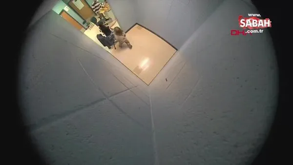 ABD'yi ayağa kaldırdı: 7 yaşındaki çocuğa okulda hücrede darp kamerada