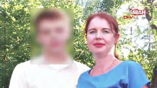 Rusya'da cinnet getiren çocuk ailesini balta ile öldürdü