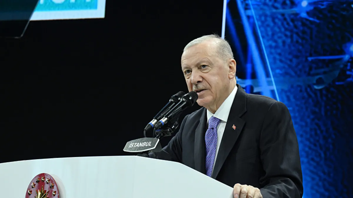 Başkan Erdoğan Bloomberg için makale kaleme aldı: 'Daha adil bir dünya' için ortak zeminde buluşmalıyız haber görseli