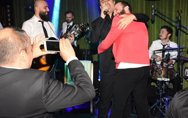 Yoğun tempoya rağmen yeni yıla GUNAYDIN diyenlere alkış
