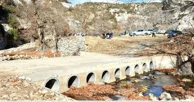 Mersin’in iki ilçesini birbirine bağlayan köprü tamamlandı Mersin