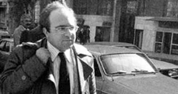 Bugün Uğur Mumcu'nun ölümünün yıl dönümü