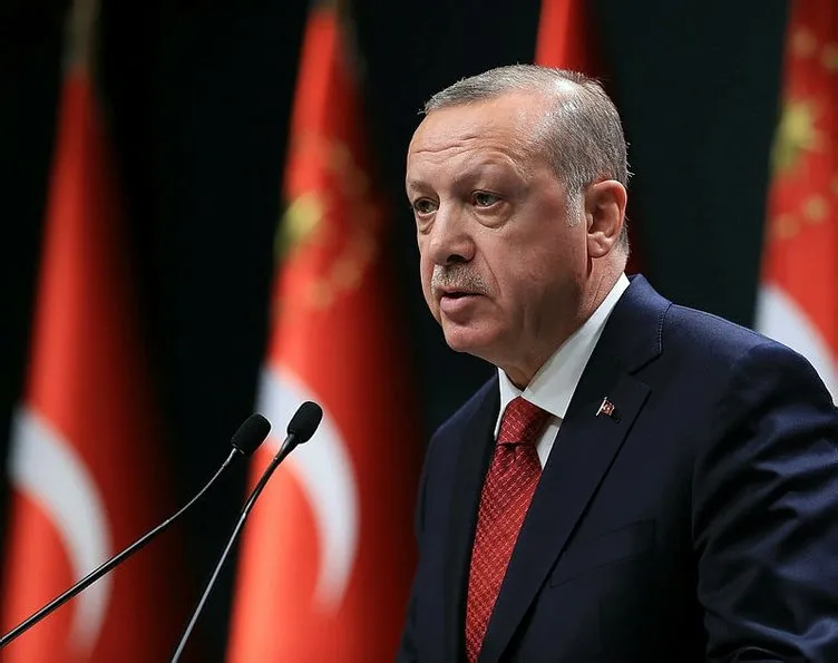 Cumhurbaşkanı Erdoğan’ın erken seçim kararını verdiği basın toplantısından kareler