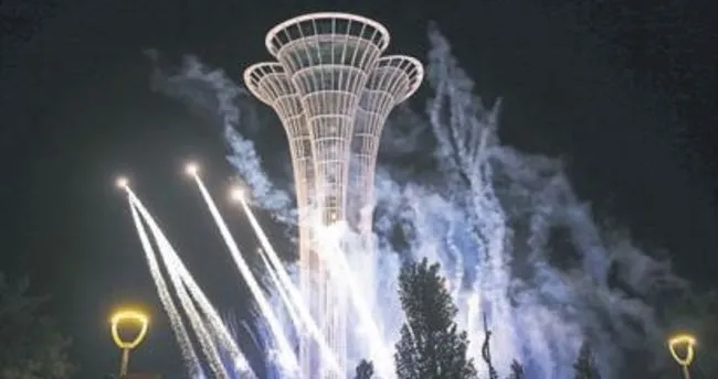 EXPO 2016 kulesi rengarenk oldu