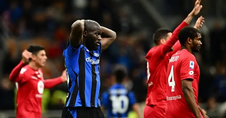 Inter, evinde Monza’ya yenildi