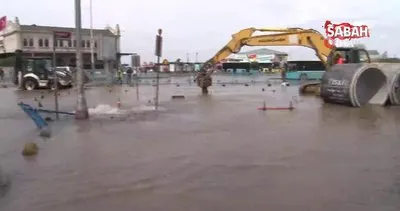 Son dakika: İstanbul’da Kadıköy’ü lağım suları bastı! Atık su gölü hastalık ve kötü koku saçıyor | Video