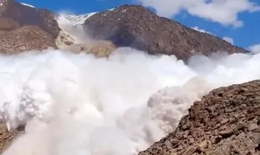 Son dakika: Kırgızistan Tanrı Dağı’nda Tian Shan çığ böyle geldi! Şoke eden görüntüler