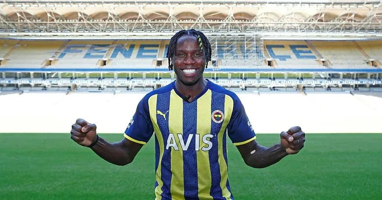 Son dakika: Fenerbahçe’de yeni transferin lisansı çıkarılmadı! 3 futbolcu kadroya dahil edilmedi