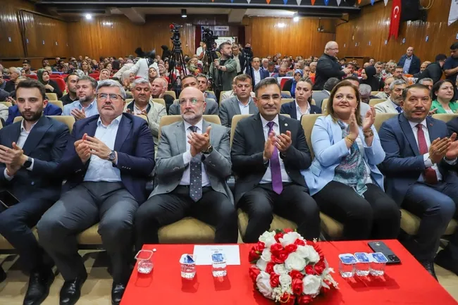 ak-parti-afyonkarahisarda-97-il-danisma-meclisi-toplantisi-yogun-katilimla-gerceklestirildi-1781942994684.jpeg (2048×1365)