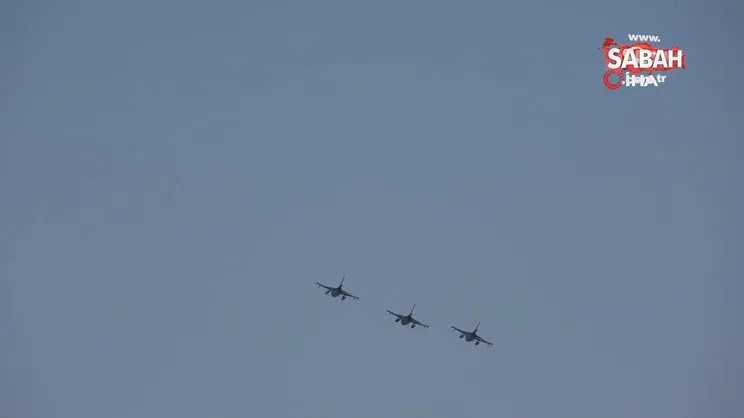 F-16'lardan nefes kesen gösteri | Video