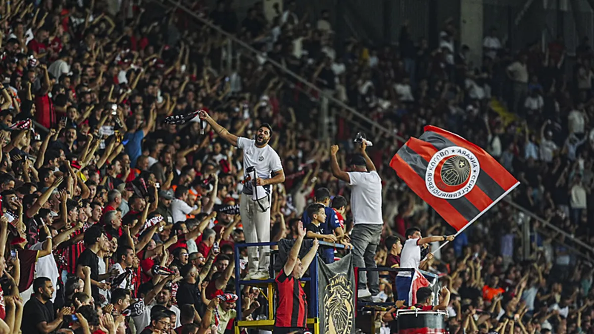 Gençlerbirliği - Fenerbahçe maçında bir çocuğun formasının çıkarttırılmasına soruşturma başlatıldı