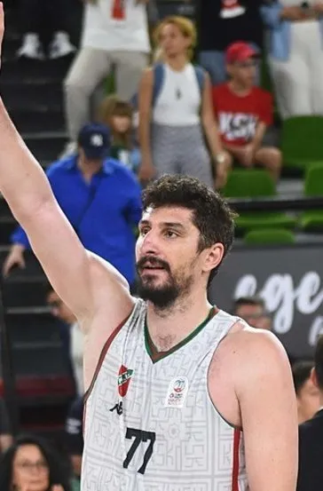 Karşıyaka’da Muhsin Yaşar, Galatasaray yolcusu!