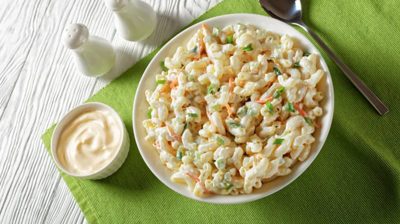 Sadece 15 dakikada hazır: En lezzetli makarna salatası tarifi