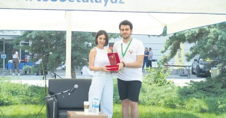 Öğrenciler terletti