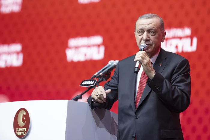 son-dakika-turkiyenin-yuzyili-icin-buyuk-gun-baskan-erdogan-vizyon-belgesini-acikladi-ilk-hedefimiz-yeni-anaya-1666976407829.jpg