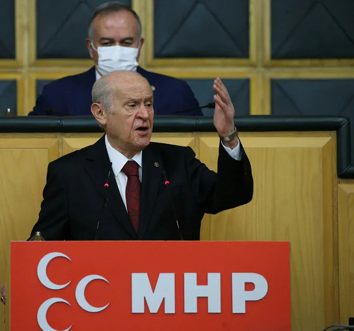 son-dakika-devlet-bahceliden-millet-ittifakina-efendilerinden-bir-aday-isareti-alamadiklari-ortadadir-1639576764089.jpg SON DAKİKA: Devlet Bahçeli'den Millet İttifakı'na: Efendilerinden bir aday işareti alamadıkları ortadadır